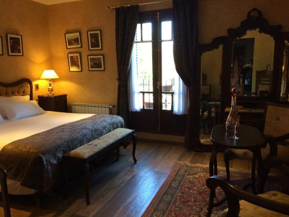Bell Hotel 3*